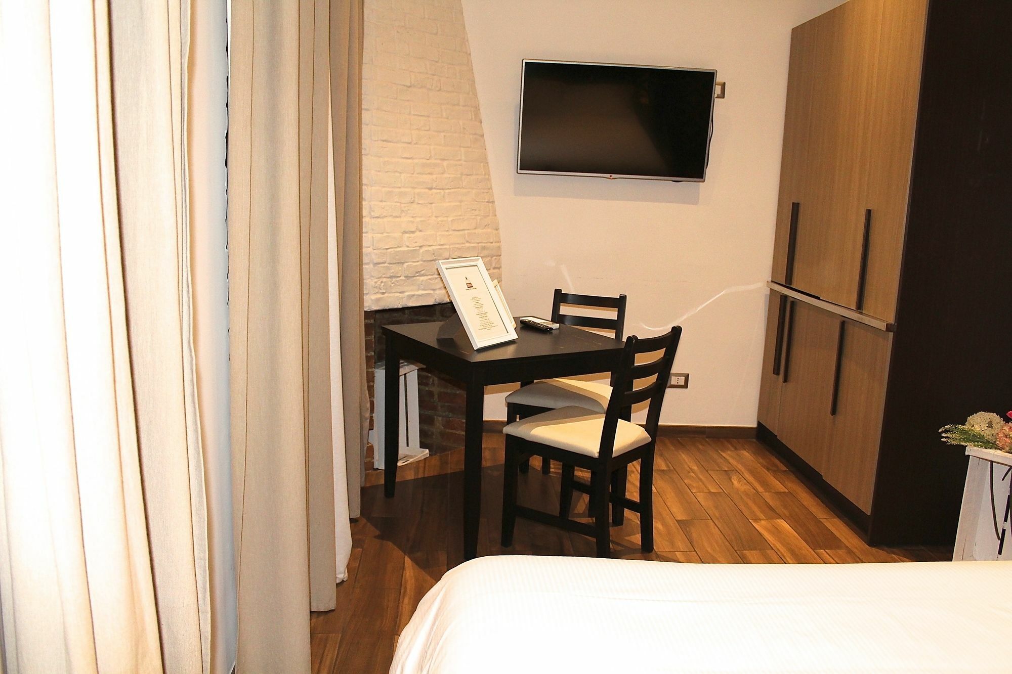 Roman Royal Rooms Exterior foto